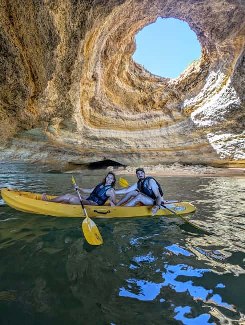 Lagoa: Benagil Caves and Wild Beaches Tour with Local Guide - Photos, showers, and the details that add value