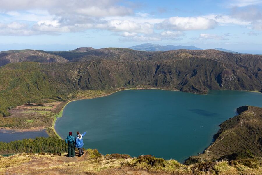 Lagoa do Fogo: Guided Volcano Geo Tour w/ Hotsprings Bathing - What the $51 price really covers