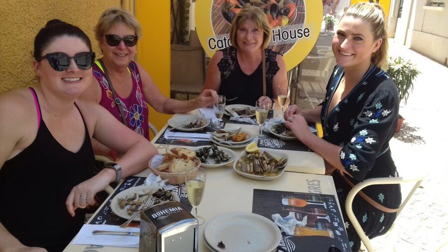 Lagos: 3-Hour Algarve Classic Food Tour - Drinks are part of the value