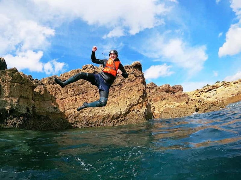 Lagos: Algarve Coasteering and Snorkeling Adventure - The drive from Lagos to Ingrina Beach