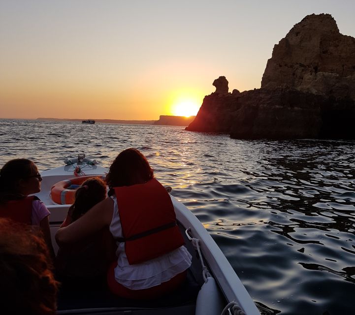 Lagos: Guided Ponta da Piedade Sunset Boat Tour - The first coastal run past Lagos beaches