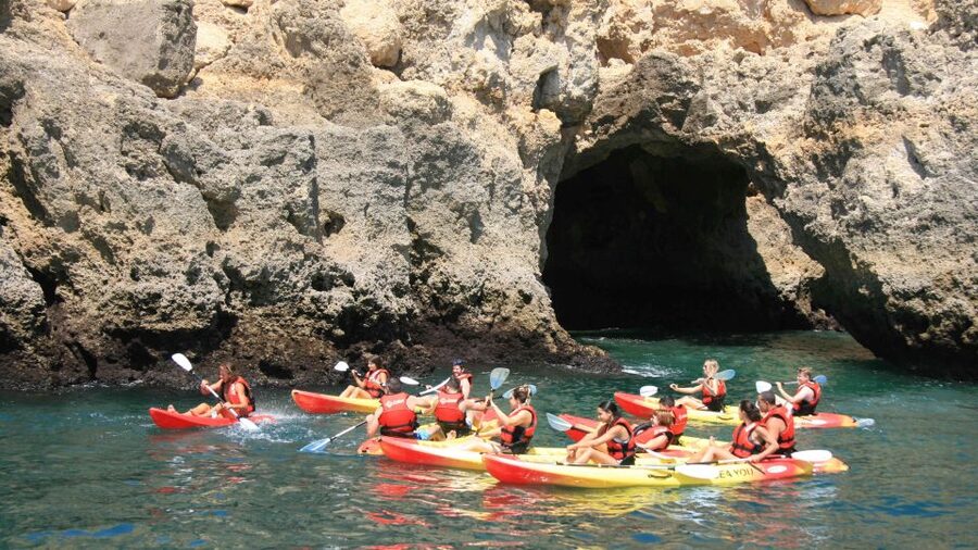 Lagos: Kayaking Tour - The first boat ride and safety briefing