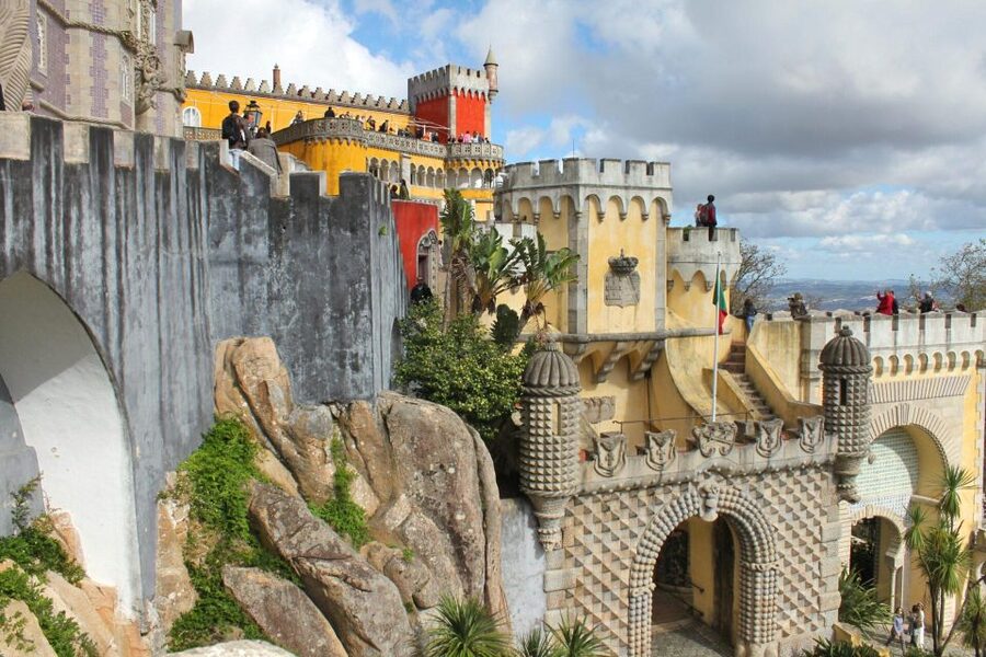 Lisboa: Sintra, Pena Palace, Cascais and Cabo da Roca - Why this day works well from Lisbon