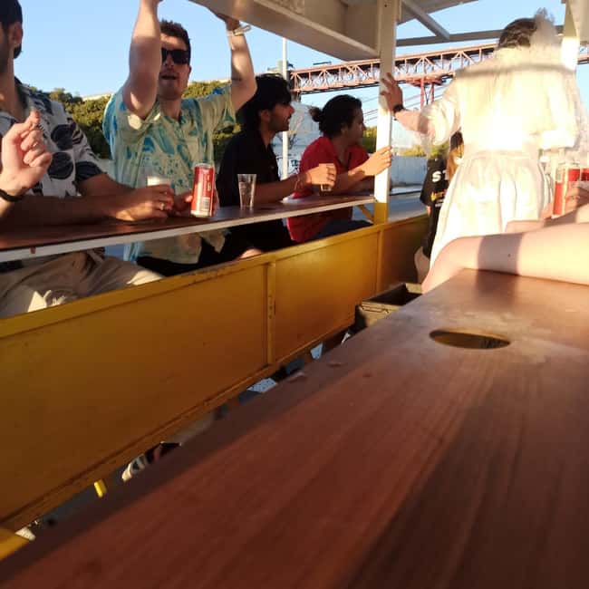 Lisbon: 1-Hour Beer or Sangria Bike Sightseeing Tour - Key points to know before you book