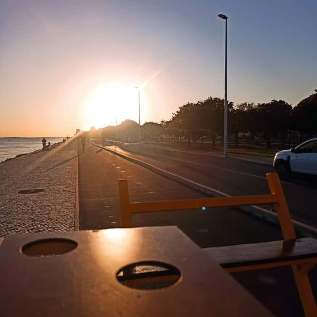 Lisbon: 1-Hour Beer or Sangria Bike Sightseeing Tour - Who will enjoy the yellow beer bike most?