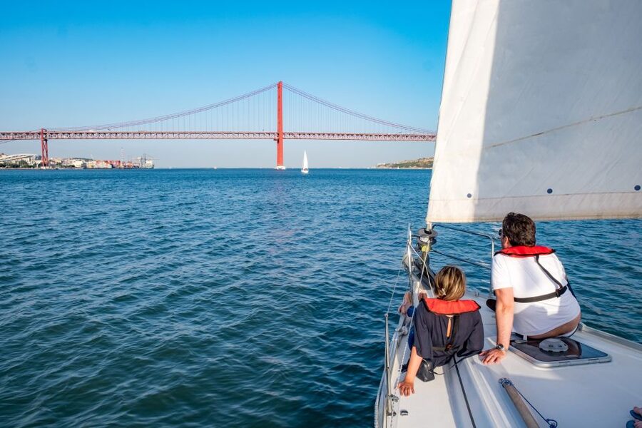 Lisbon: 1 or 2-Hour Cruise along the Tagus River - Why Lisbon Looks Better from the Tagus