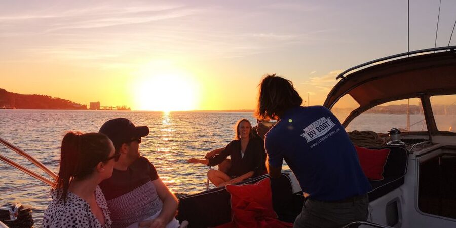 Lisbon: 2-Hour Sunset Sailing Tour on Luxury Sailing Yacht - Why Lisbon is best seen from the Tagus