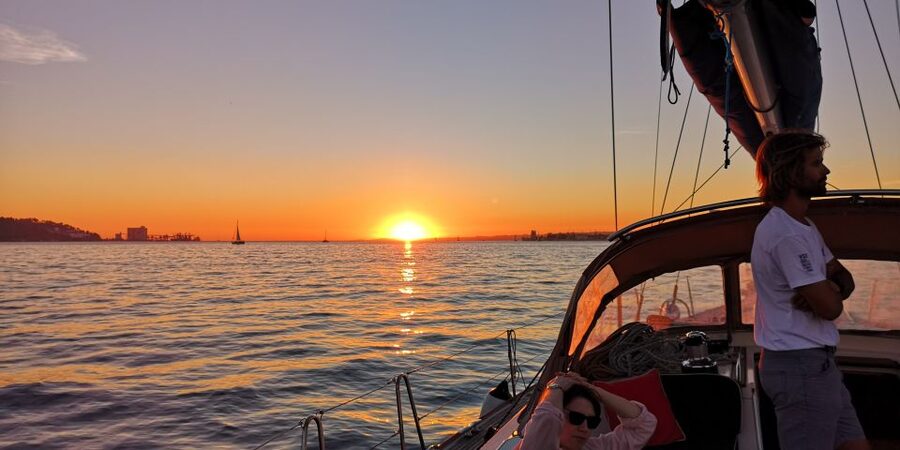 Lisbon: 2-Hour Sunset Sailing Tour on Luxury Sailing Yacht - Starting beside the Discoveries Monument
