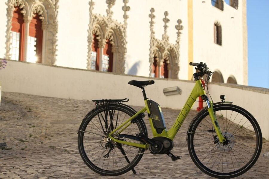 Lisbon: 3-Hour Tour by E-Bike - São Pedro de Alcântara and the first big view