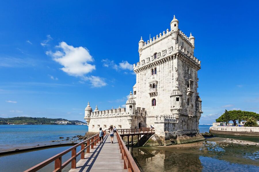 Lisbon: 3-in-1 Hop-On Hop-Off Bus and Tram Tours - Practical tips for using the routes well