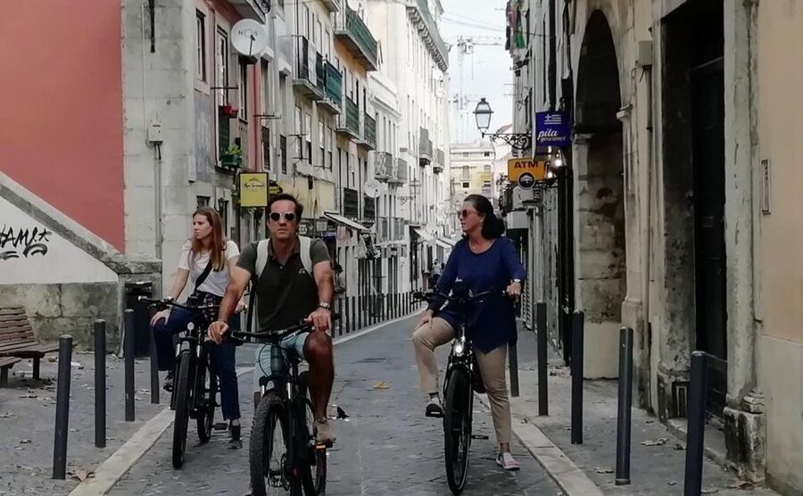 Lisbon: 7 Hills Panoramic Guided Tour by E-Bike - Should you book it?
