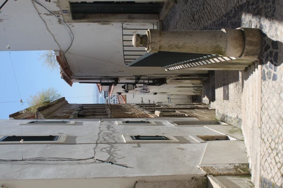 Lisbon: Alfama and São Jorge Castle Quarters Walking Tour - Practical details before you reserve