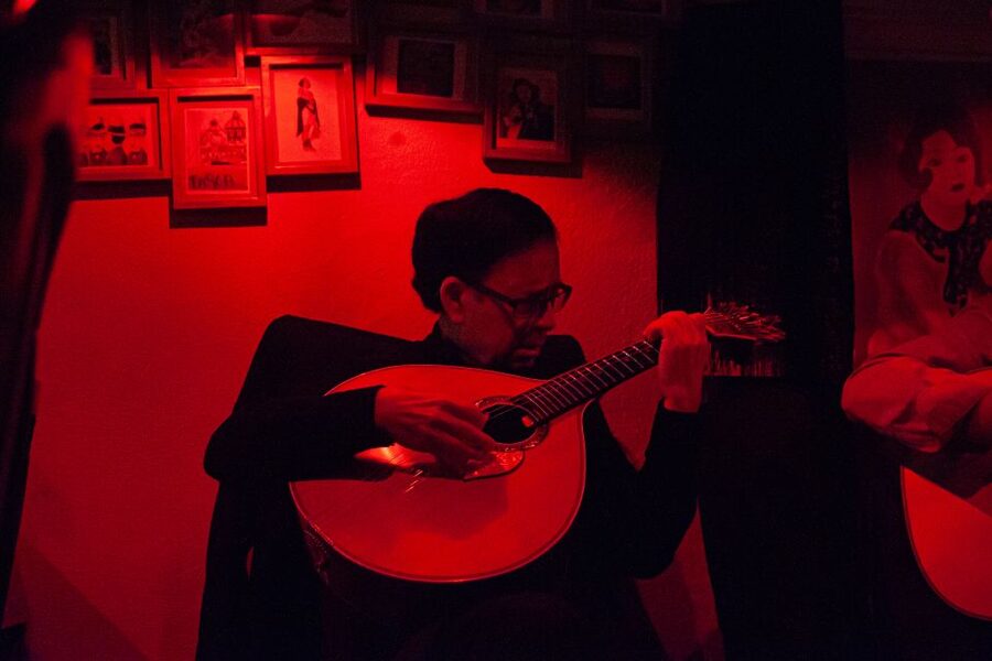 Lisbon: Alfama Tour and Live Fado with Traditional Dinner - Starting at Rossio and walking into old Lisbon