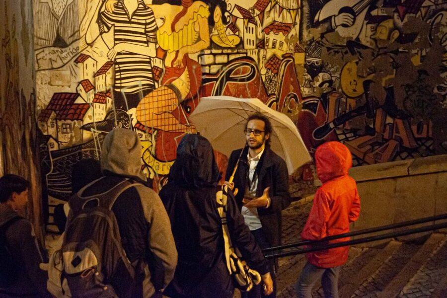 Lisbon: Alfama Tour and Live Fado with Traditional Dinner - Guides who shape the evening