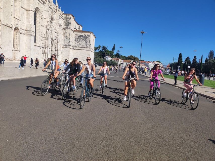 Lisbon: Bike Tour From City Center to Belem - The guides make the difference