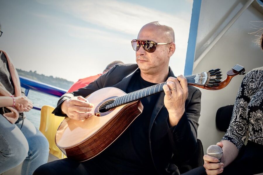 Lisbon: Boat Cruise with Live Fado Performance and a Drink - What the one-hour route shows you