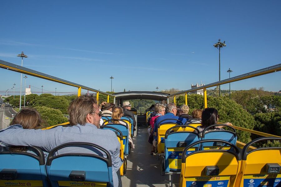 Lisbon: Boat Tour Ticket and Hop-on Hop-off 48-Hour Bus. - Making the most of the Carris extras
