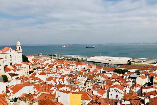 Lisbon: City Tour by Tuk Tuk - Estrela Basilica and its Baroque interior