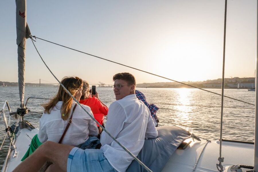 Lisbon: Daytime/Sunset/Night City Sailboat Tour with Drink - Choosing daytime, sunset, or night