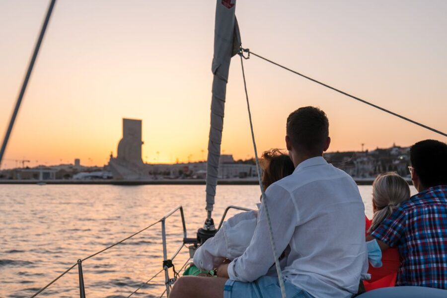 Lisbon: Daytime/Sunset/Night City Sailboat Tour with Drink - What the commentary adds