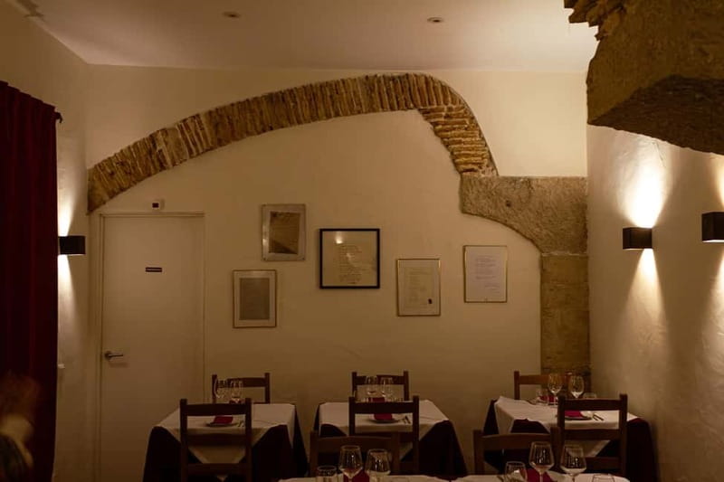 Lisbon: Dinner with Fado Show with the Rising Stars of Fado - Service that helps mark a special night