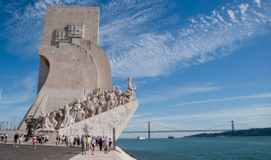 Lisbon: Discovering Belém Tuk Tuk Tour - Along the Tagus toward Belém Tower