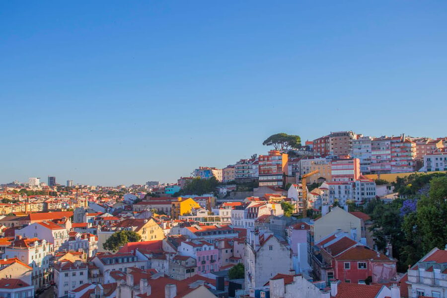 Lisbon: Early Morning TukTuk Tour - hotel/cruise ship pickup - Graça and Senhora do Monte for the big views