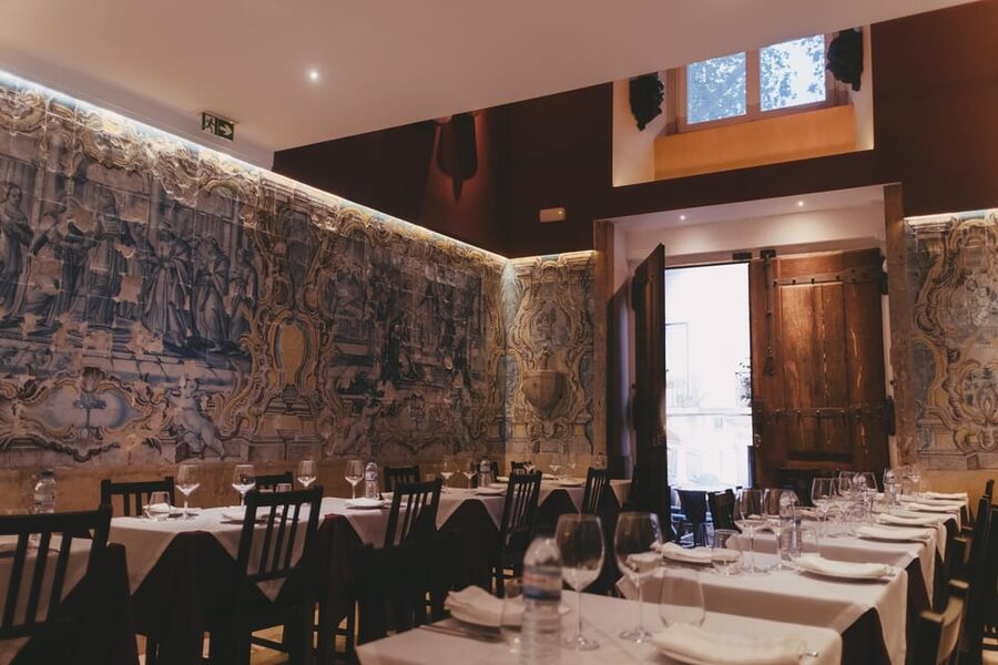 Lisbon: Fado Night with Dinner in a Typical Fado House - Drinks and the detail you should confirm before paying