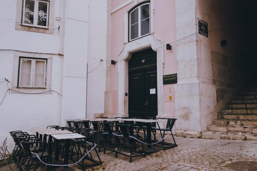 Lisbon: Fado Night with Dinner in a Typical Fado House - The music: why Fado works here