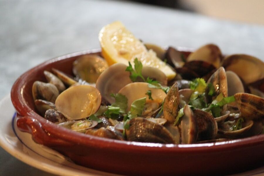 Lisbon: Food and Culture 3-Hour Walking Tour - Confeitaria Nacional or a taste of fado