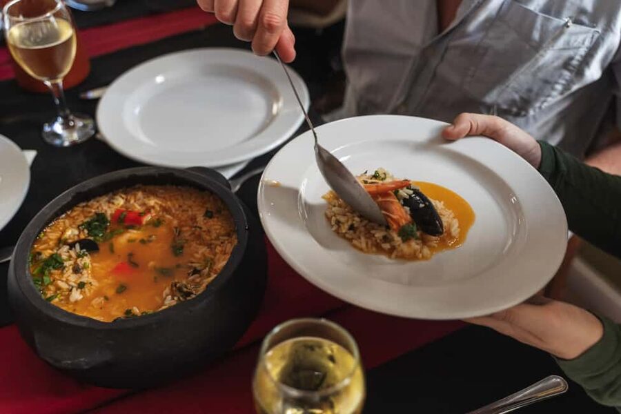 Lisbon: Food Crawl Walking Tour with Local Tastings - Who should book this Lisbon food tour?