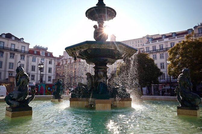 Lisbon Food Tour with 10+ Tastings of Local Delicacies & Wines - The Santa Justa Lift and Baixa’s change in elevation