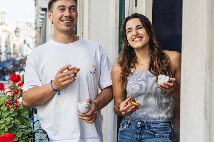 Lisbon: Food Tour with Local Tastings and Drinks - What the $59 price includes