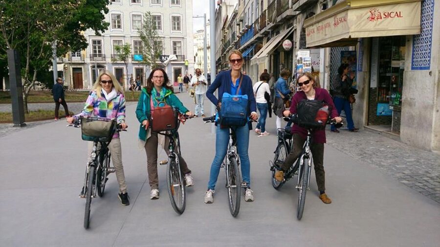 Lisbon: Guided E-Bike Tour to Belém - From Martim Moniz to the old city center