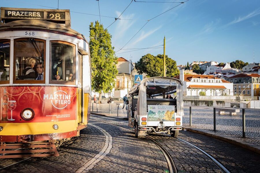 Lisbon: Guided Tuk-Tuk Tour Along the Historic Tram Line 28 - The guides make the difference