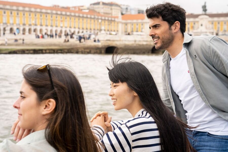 Lisbon: Helicopter Ride, Boat Trip, & Old Town Walking Tour - FAQ