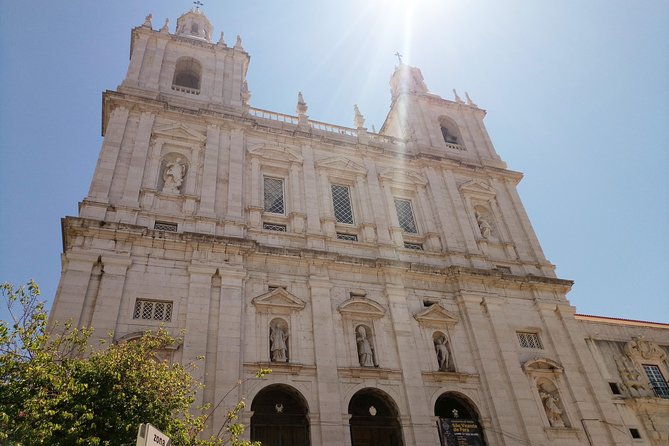 Lisbon Highlights - Private Tour with Van and Local Guide - São Pedro de Alcântara and São Roque