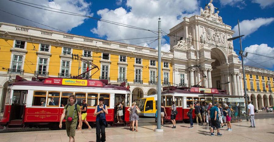 Lisbon: Hills Red Tram Tour by Tram 28 Route 24-Hour Ticket - Starting at Praça do Comércio