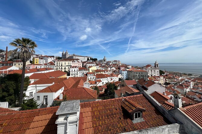 Lisbon: Historic City Tour by Tuk-Tuk - Fado and the oldest streets of Alfama