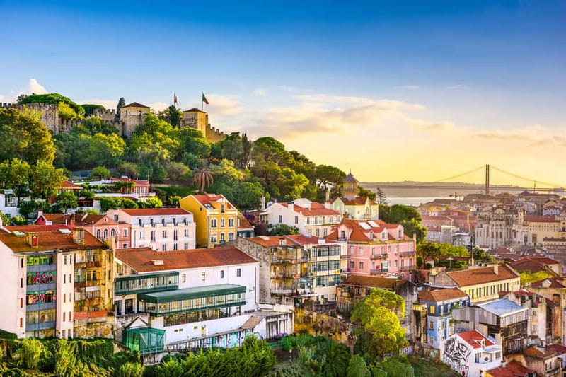 Lisbon: Historical Tour on a Tukxi - Is $102 good value for four people?