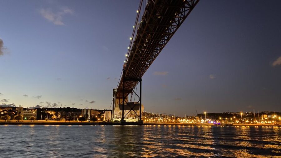 Lisbon: Luxury Sailboat Cruise at Night - Belém Tower and the first river views