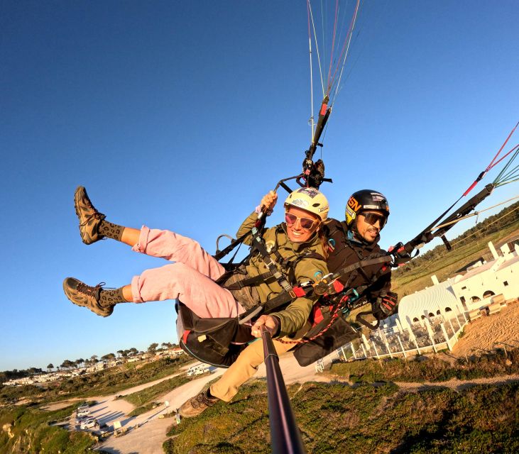 Lisbon: Paragliding Tandem Flight - Photos, 5K video, and the useful souvenir