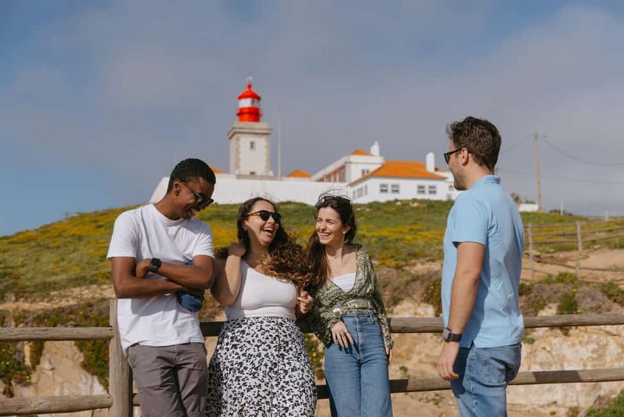 Lisbon: Pena Palace, Sintra, Cabo da Roca, & Cascais Daytrip - Sintra’s old center and a useful lunch break