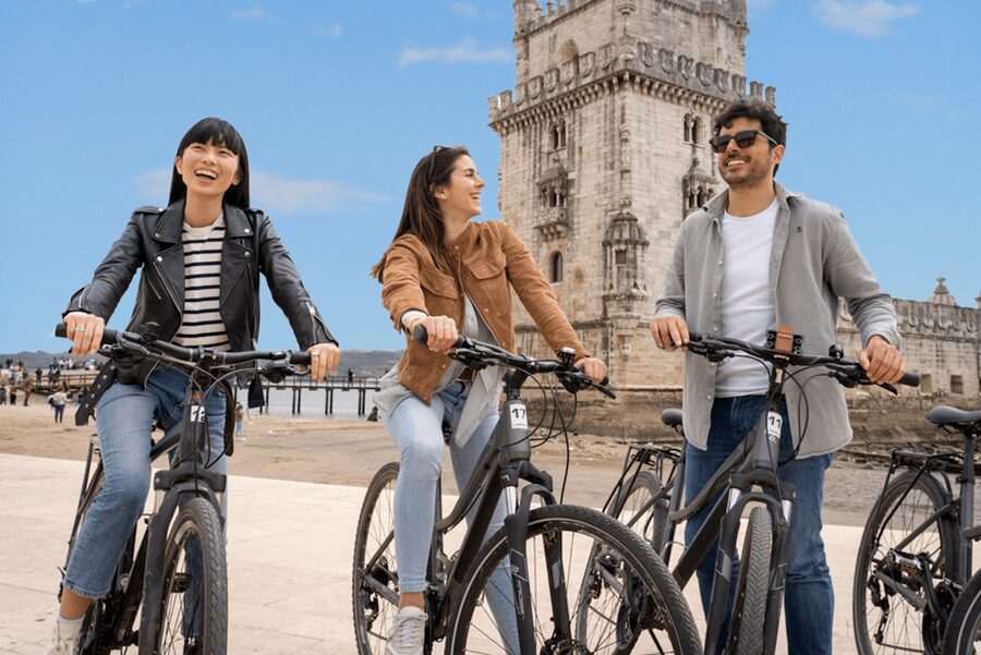 Lisbon: Private Boat Trip, Guided Walking Tour, Bike & Tram - Key points to know before booking