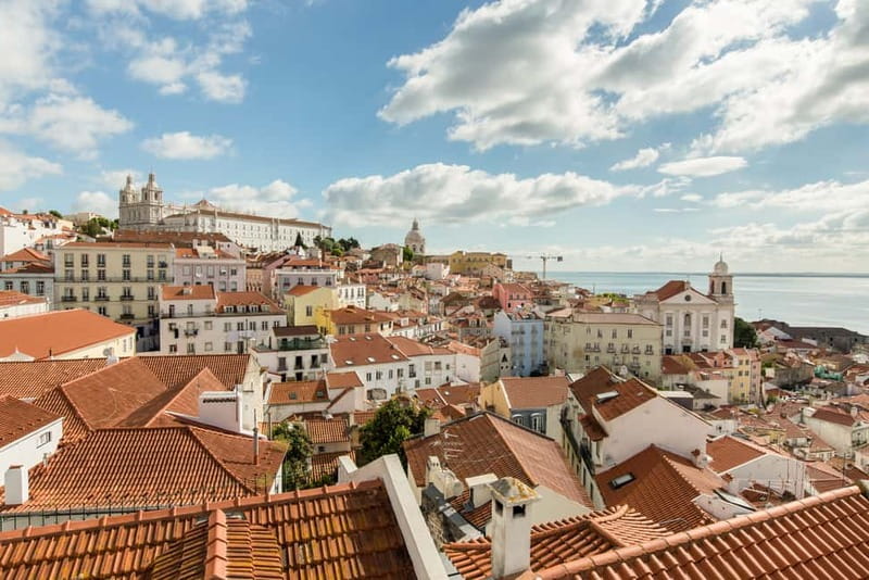 Lisbon: Private Grand Experience City Tour - A private tuk-tuk route through Lisbon