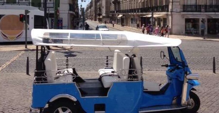 Lisbon: Private Guided Tour of Historical Center by Tuk Tuk - Westward options: Príncipe Real, São Bento, and Estrela
