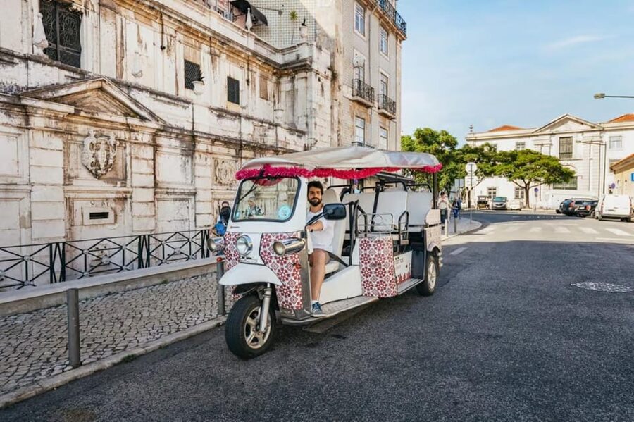 Lisbon: Private Guided Tuk-Tuk Tour with Hotel Pickup - Comfort, safety, and practical limits