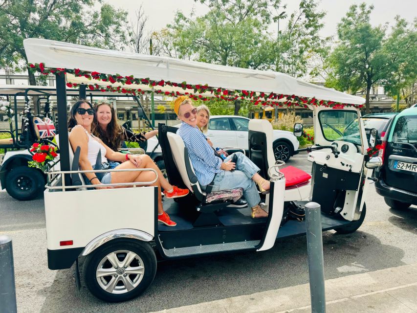 Lisbon: Private Sightseeing Tour by Tuk-Tuk - Santa Luzia and Portas do Sol: Two Classic Viewpoints
