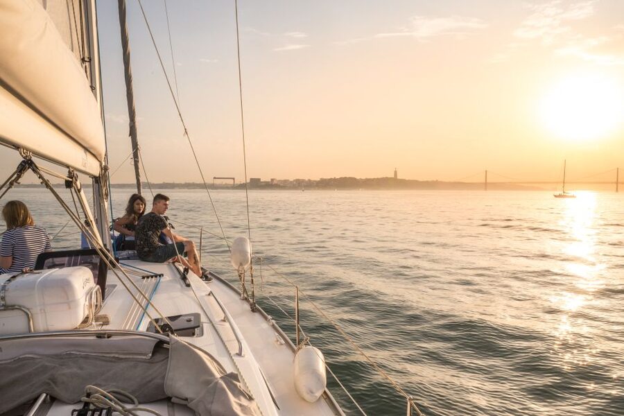 Lisbon: Private Sunset Cruise on the Tagus River with Drink - Why the Tagus is the right place to watch Lisbon’s sunset