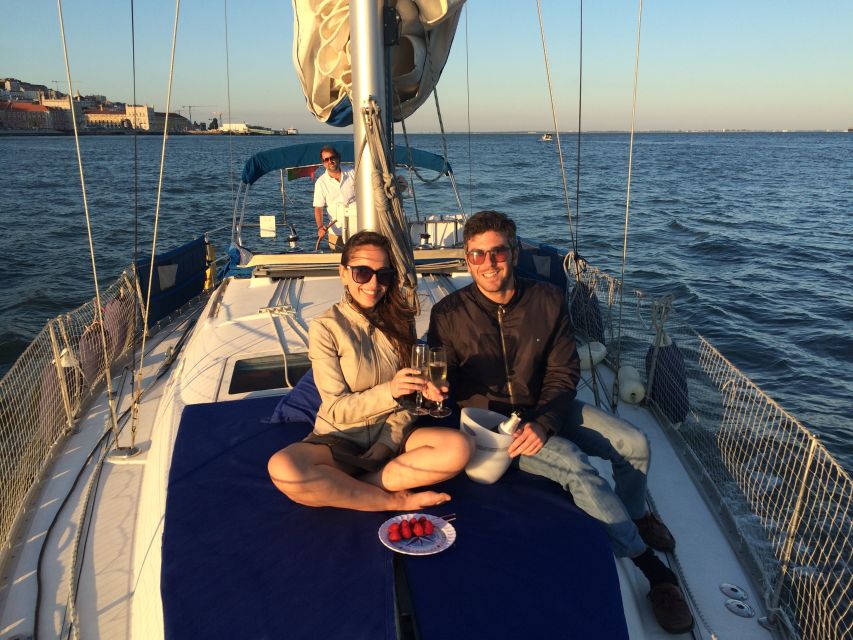 Lisbon: Private Sunset Sailing Tour with Champagne - Why this private sunset sail works so well